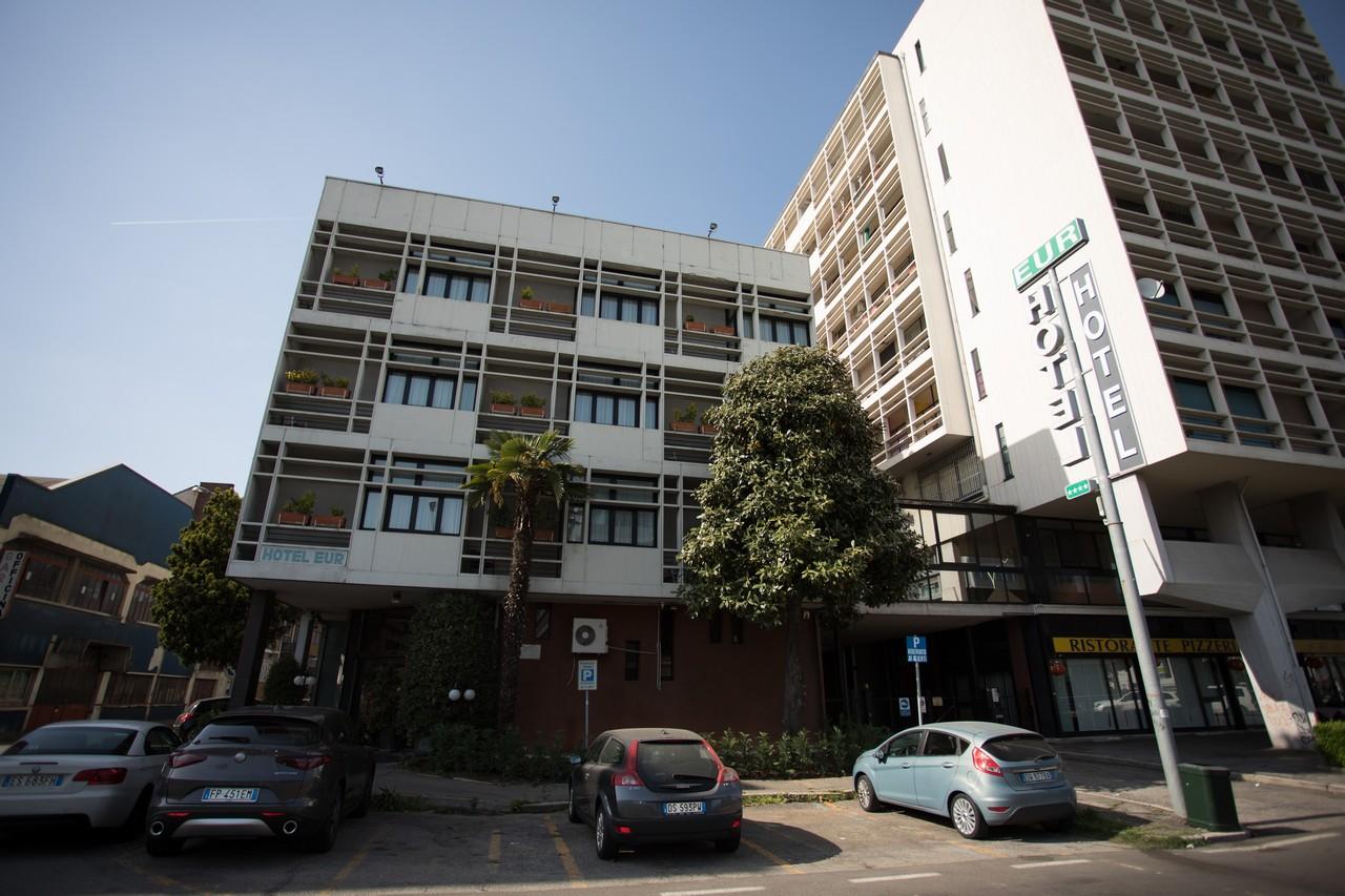 Ih Hotels Milano Eur - Trezzano Sul Naviglio Exterior photo