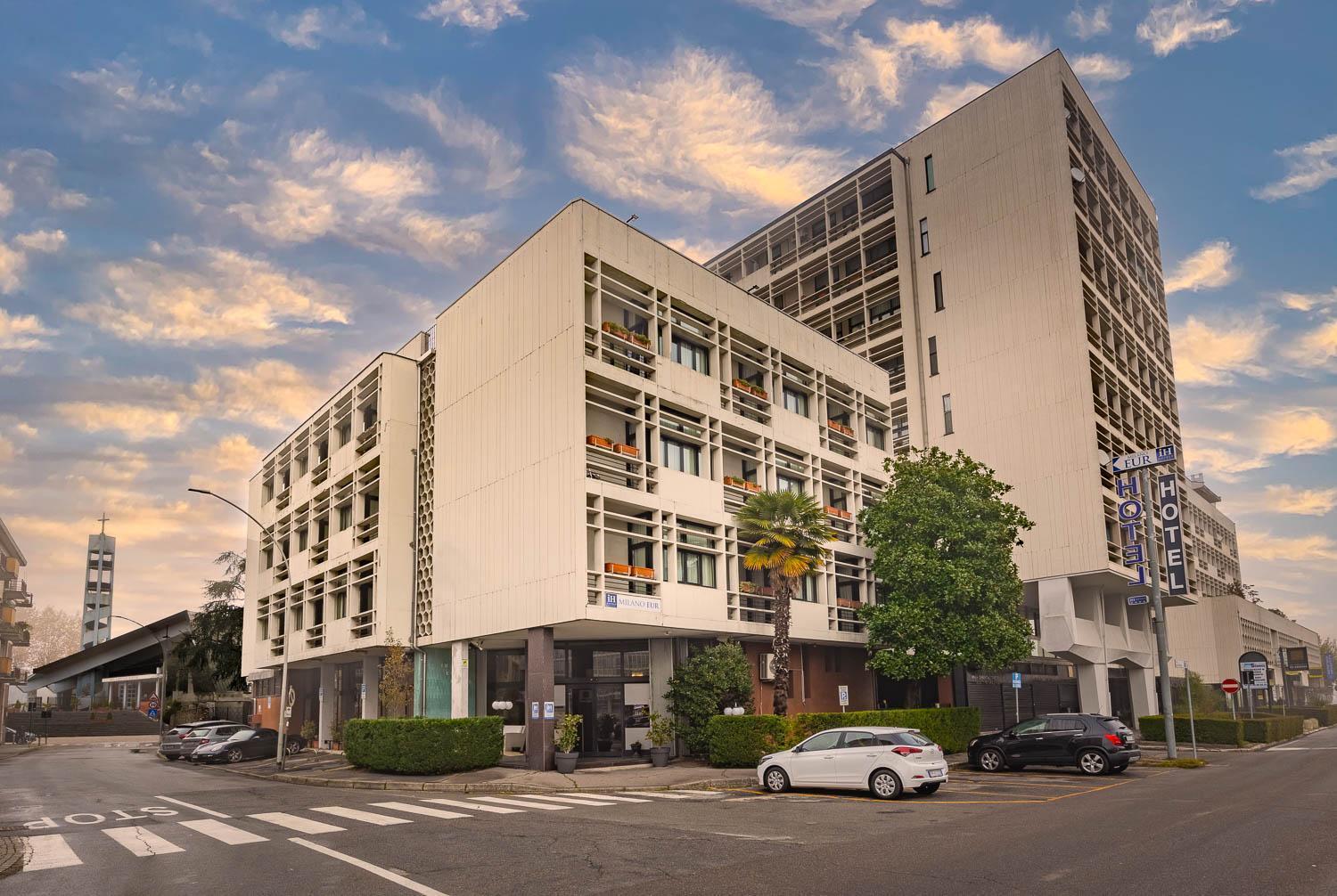 Ih Hotels Milano Eur - Trezzano Sul Naviglio Exterior photo